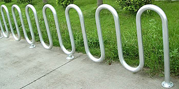 outdoor bicycle racks :: bikeracks :: loops
